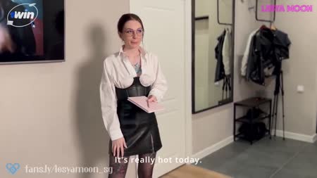 Красотка риелтор чпокнулась со своим клиентом